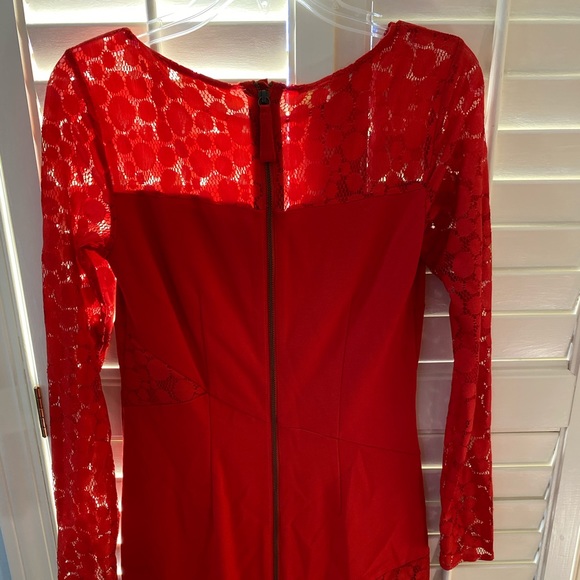 Dress - Picture 3 of 3